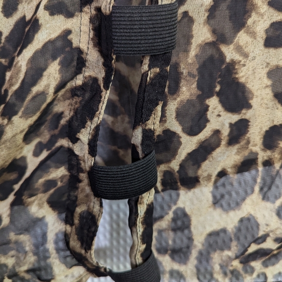 Glam Dollz cheetah leopard print shear sleeveless top size L - Picture 3 of 4